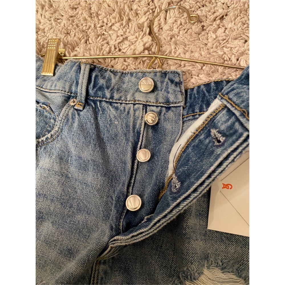 Good American by Khloe Kardashian